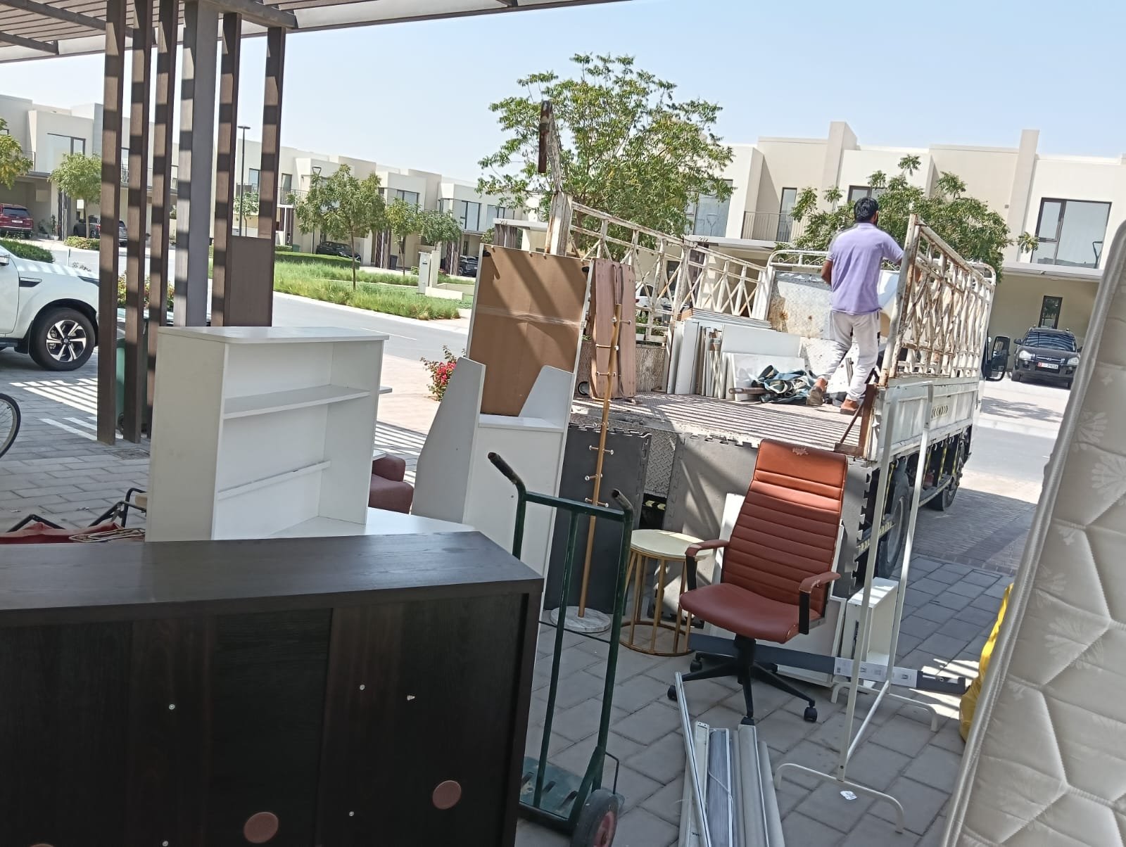 Junk Removal in Town Square | Prime Junk Removal Dubai